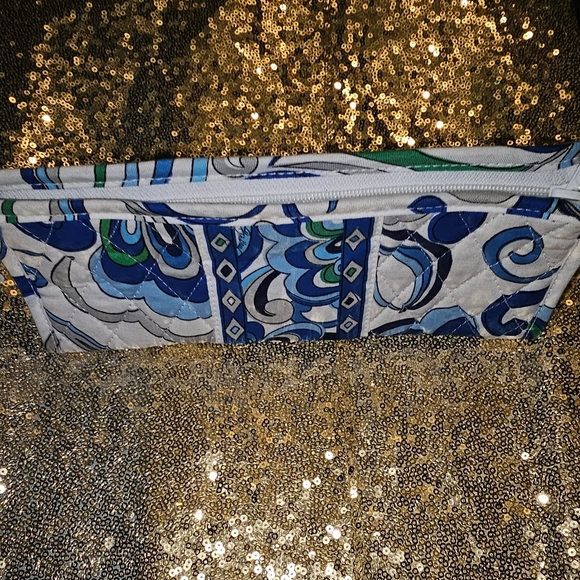 NWOT Vera Bradley Mediterranean White 3 piece set. - Picture 7 of 12